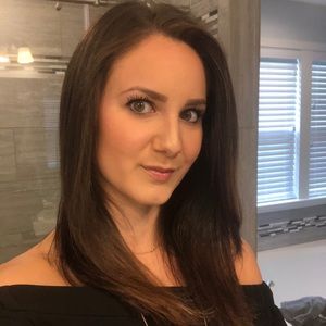 Meet your Posher, Marie